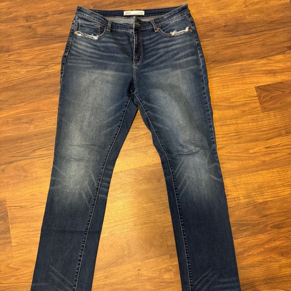 BKE Jeans - Picture 1 of 3